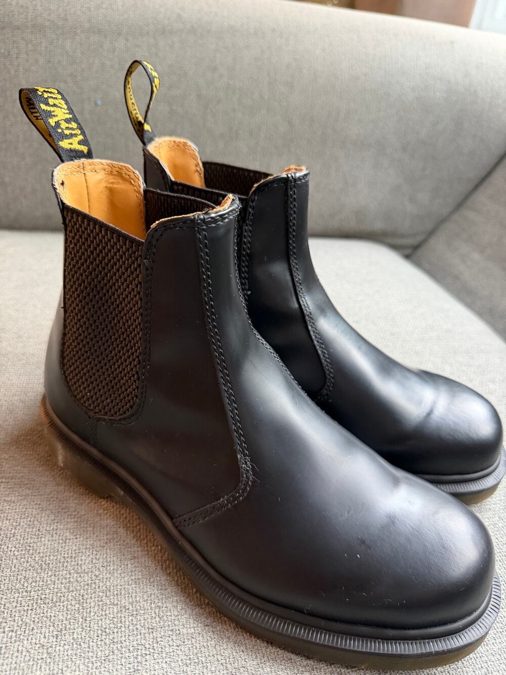 Dr. Martens 2976 Smooth Leather Chelsea Boots Black Women's 7